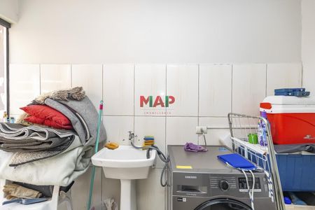 20_photo/94dce72c3b.f9fd596f8c1c84e9-ATLAS-20506bac-1bca-4e9c-be2a-124f6325b5cf.jpg de casa à venda com 3 quartos, 130m² em Taboão, Curitiba