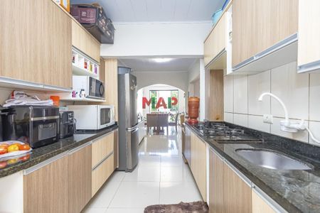 19_photo/94dce72c3b.f9fd596f8c1c84e9-ATLAS-61fe76ab-9bab-4697-99f9-5f2fa5a1ef90.jpg de casa à venda com 3 quartos, 130m² em Taboão, Curitiba