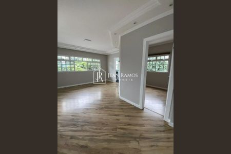 33_photo/94dce72e61.ceff8192393c33de-ATLAS-57dbff7f-22b8-4d69-ba8a-0cc405578aa2.jpg de casa à venda com 3 quartos, 405m² em Taboão, Curitiba