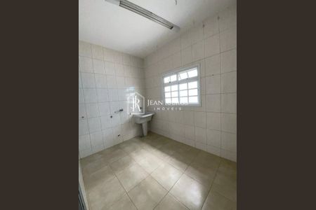 23_photo/94dce72e61.ceff8192393c33de-ATLAS-69e47543-b6e7-44a2-b070-d3e2ed2f568f.jpg de casa à venda com 3 quartos, 405m² em Taboão, Curitiba