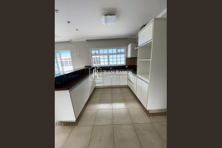 34_photo/94dce72e61.ceff8192393c33de-ATLAS-6ca26e2c-a15c-46bb-8dc8-ae339d45d4b4.jpg de casa à venda com 3 quartos, 405m² em Taboão, Curitiba