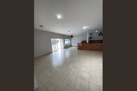 19_photo/94dce72e61.ceff8192393c33de-ATLAS-e2d46e3a-b643-4b0f-a46e-653ea4b2571e.jpg de casa à venda com 3 quartos, 405m² em Taboão, Curitiba