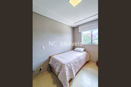 39_photo/94dce73225.a095ebe9a9b9d05b-ATLAS-255d4fda-1e88-4bdc-80af-8f5c9a1b6738.jpg de casa à venda com 3 quartos, 107m² em Taboão, Curitiba