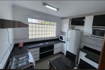 11_photo/94dce733b3.f7e81ba1849dc159-ATLAS-a832baf4-d51f-4877-a524-81d0ec767ccf.jpg de casa para alugar com 3 quartos, 224m² em Taboão, Curitiba