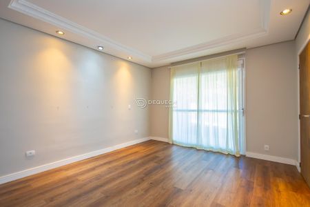 4_photo/94dce73751.8f3f2a47dd94676f-ATLAS-29c00b61-6d9b-42ce-85ba-d90d415f7e81.jpg de casa à venda com 3 quartos, 179m² em Abranches, Curitiba