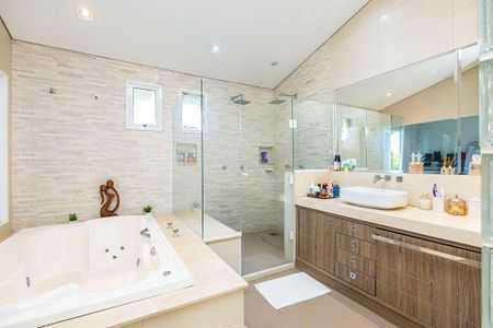 18_photo/94dce7397f.59e2a8b39dc3b007-ATLAS-6f2b0ea6-3d02-4588-8942-ae0ea39a3f9a.jpg de casa à venda com 3 quartos, 285m² em Cachoeira, Curitiba