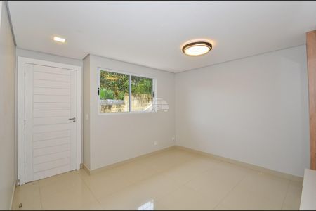 41_photo/94dce739d3.e34b4b5a41e0c4ff-ATLAS-427ca44f-449c-41ca-a45b-08d40868fd99.jpg de casa à venda com 3 quartos, 215m² em Abranches, Curitiba