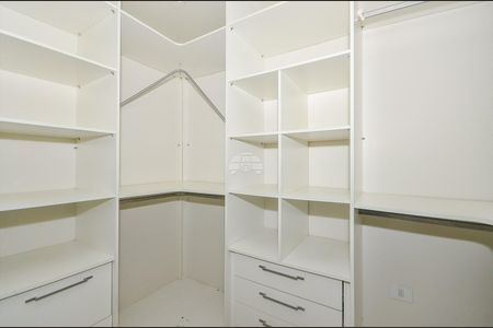 36_photo/94dce739d3.e34b4b5a41e0c4ff-ATLAS-7a6c5d54-ece2-4d12-87ae-f84b65b85490.jpg de casa à venda com 3 quartos, 215m² em Abranches, Curitiba