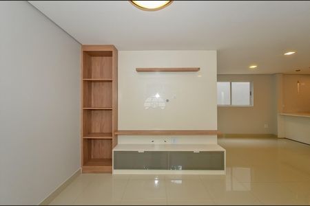 44_photo/94dce739d3.e34b4b5a41e0c4ff-ATLAS-9d34095b-b3ee-4b73-98fe-6165f018ef9a.jpg de casa à venda com 3 quartos, 215m² em Abranches, Curitiba