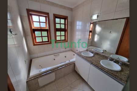 36_photo/94dce73a43.42a6c893d3f19367-ATLAS-174b2f10-f7d5-4d5f-b0d2-697f63f345f6.jpg de casa à venda com 4 quartos, 248m² em Abranches, Curitiba
