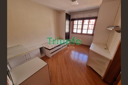 6_photo/94dce73a43.42a6c893d3f19367-ATLAS-2b979ee7-1b61-4fb1-bfe2-11506de2586b.jpg de casa à venda com 4 quartos, 248m² em Abranches, Curitiba