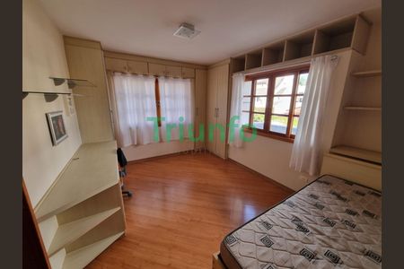 31_photo/94dce73a43.42a6c893d3f19367-ATLAS-d701c6db-0fda-4918-aac9-d97aade6ecb6.jpg de casa à venda com 4 quartos, 248m² em Abranches, Curitiba