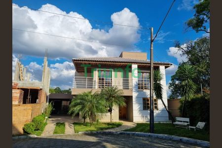 2_photo/94dce73a43.42a6c893d3f19367-ATLAS-dfc06c39-e6f5-468f-aced-71a7b677458a.jpg de casa à venda com 4 quartos, 248m² em Abranches, Curitiba