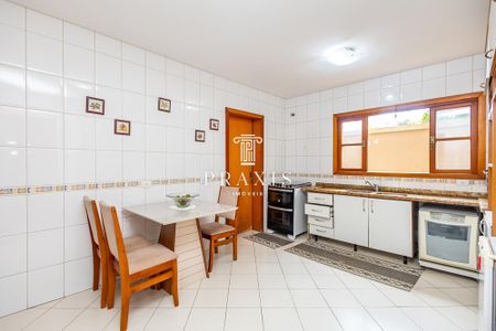 34_photo/94dce73a43.ae4bd4cb9523d21d-ATLAS-4b88bfdb-2e21-4b42-8c26-3b9590a68829.jpg de casa à venda com 4 quartos, 248m² em Abranches, Curitiba