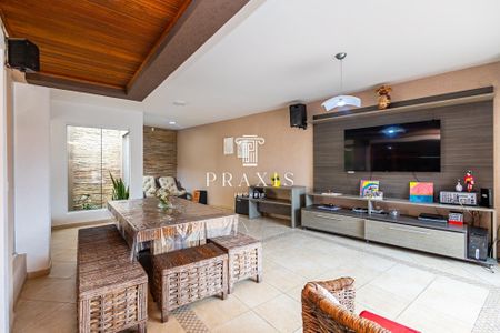 39_photo/94dce73a43.ae4bd4cb9523d21d-ATLAS-6e778d6a-27c8-49c9-849a-4d8a8adfbf76.jpg de casa à venda com 4 quartos, 248m² em Abranches, Curitiba