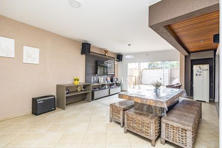 41_photo/94dce73a43.ae4bd4cb9523d21d-ATLAS-da39f6fd-6f2e-4cc1-9643-822ef208923b.jpg de casa à venda com 4 quartos, 248m² em Abranches, Curitiba