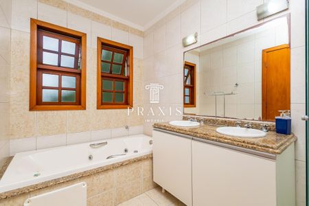 29_photo/94dce73a43.ae4bd4cb9523d21d-ATLAS-ebf213c5-2b81-4452-ac9d-cfc7e2feabb7.jpg de casa à venda com 4 quartos, 248m² em Abranches, Curitiba