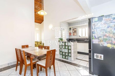 10_photo/94dce73a43.c13725377a599da3-ATLAS-7d26c3bd-9a9a-4dbe-8317-4e97da4ffab7.jpg de casa à venda com 4 quartos, 190m² em Abranches, Curitiba