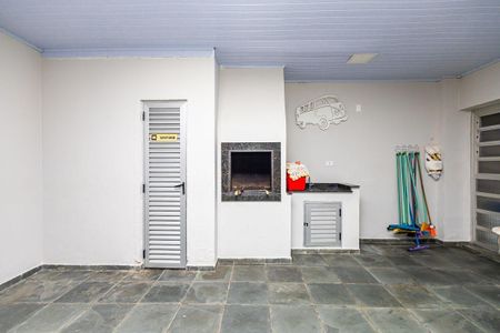 40_photo/94dce73a87.8d9d2e8c4e07ca84-ATLAS-4da03617-d8f2-45c0-9ec2-b8770197f057.jpg de casa à venda com 3 quartos, 336m² em Abranches, Curitiba