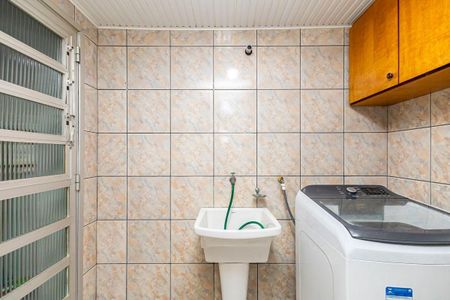 17_photo/94dce73a87.8d9d2e8c4e07ca84-ATLAS-6534016a-26e8-4719-8b2e-947188c80a88.jpg de casa à venda com 3 quartos, 336m² em Abranches, Curitiba