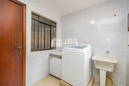 14_photo/94dce73ac3.8f3f2a47dd94676f-ATLAS-d8f0dbcd-e1b6-4daa-ab29-9144f852cb55.jpg de casa à venda com 3 quartos, 196m² em Abranches, Curitiba