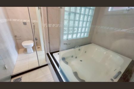 5_photo/94dce73b77.e9bc35269128f7e8-ATLAS-41228a6c-1d0b-47ec-bdbb-9185de58fabb.jpg de casa à venda com 5 quartos, 329m² em Cachoeira, Curitiba