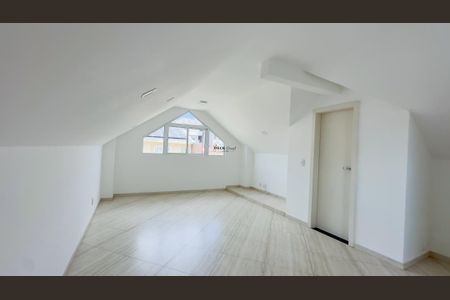 8_photo/94dce73b77.e9bc35269128f7e8-ATLAS-55e5350f-39ae-40a6-be8a-b322effde178.jpg de casa à venda com 5 quartos, 329m² em Cachoeira, Curitiba