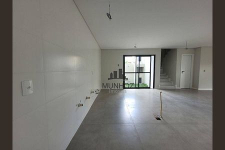 18_photo/94dce73ba3.f8b5319c31ea9539-ATLAS-cc0ca522-855f-4cab-b93e-87673a9def5f.jpg de casa à venda com 3 quartos, 123m² em Abranches, Curitiba