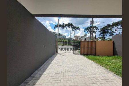 11_photo/94dce73ba3.f8b5319c31ea9539-ATLAS-e0d17fd2-d3ff-487c-a906-dfe31093151e.jpg de casa à venda com 3 quartos, 123m² em Abranches, Curitiba