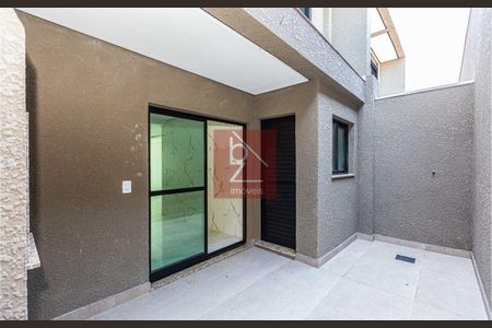 13_photo/94dce73bc5.aaa1984783e3a523-ATLAS-d423ddf5-03d3-4e99-babb-23158a42c489.jpg de casa à venda com 3 quartos, 180m² em Abranches, Curitiba