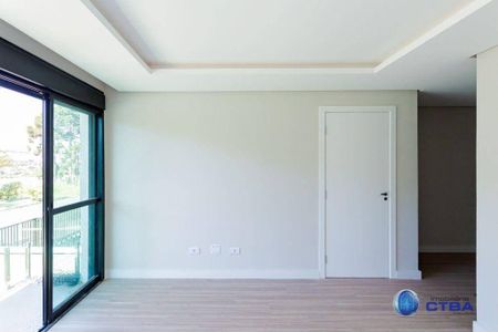 27_photo/94dce73bc5.f2c8c659ffa0a6bc-ATLAS-bca508e9-85be-418c-8ffb-83576151de16.jpg de casa à venda com 3 quartos, 186m² em Abranches, Curitiba