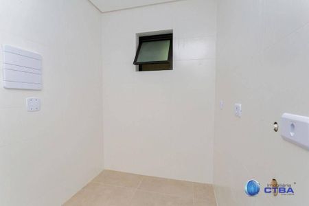 13_photo/94dce73bc5.f2c8c659ffa0a6bc-ATLAS-fb24d4b4-5f30-4aaf-bd26-3b615540a27a.jpg de casa à venda com 3 quartos, 186m² em Abranches, Curitiba