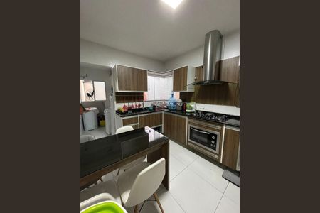 45_photo/94dce73e5f.64e3bc8afe97fa67-ATLAS-e93ebb8f-4706-4f95-b019-97310f1414a0.jpg de casa à venda com 4 quartos, 128m² em Cachoeira, Curitiba