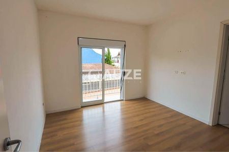 6_photo/94dce73ef5.74dbc9aa7d3e0758-ATLAS-32138b60-deca-49a0-8241-658e1dbee29f.jpg de casa à venda com 3 quartos, 118m² em Cachoeira, Curitiba