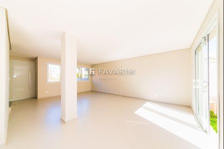 3_photo/94dce747ab.ad805bcc7f9919e7-ATLAS-1757659c-e550-4880-97e1-e38efcde0fe5.jpg de casa à venda com 3 quartos, 103m² em Abranches, Curitiba