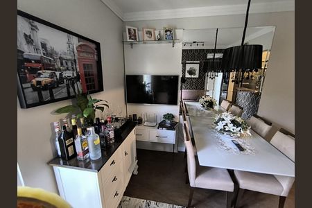 6_photo/94dce7aa6b.521465a1a6cc0fb0-ATLAS-76ff8653-4187-4276-8e6c-0aba433a3f3f.jpg de apartamento à venda com 2 quartos, 49m² em Santa Cândida, Curitiba