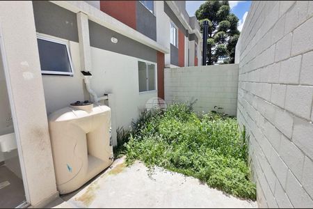 5_photo/94dce7adf3.8a7cca4ae6db8cc6-ATLAS-ba7a2f59-3890-4e0b-9c66-32b13f9cd681.jpg de casa à venda com 2 quartos, 53m² em Santa Cândida, Curitiba