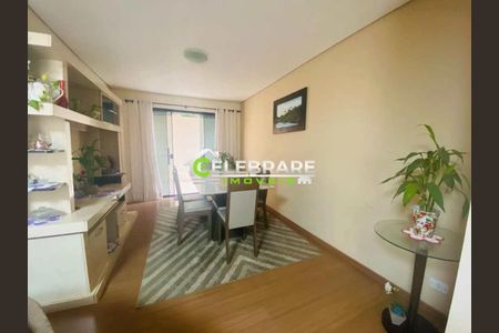 8_photo/94dce7aec1.9a92fbe0b631876c-ATLAS-8dfc6211-4a4f-484f-9516-4b9c36ea1bbf.jpg de casa à venda com 3 quartos, 309m² em Santa Cândida, Curitiba