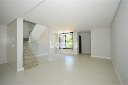 35_photo/94dce7b267.fc3124ead6c5d417-ATLAS-ebb9cd2a-adba-4bc0-b000-e0b1120d336b.jpg de casa à venda com 3 quartos, 132m² em Santa Cândida, Curitiba