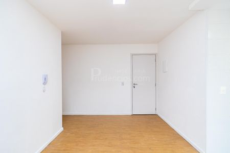 5_photo/94dcee373f.2d257ce0050a8e83-ATLAS-a4fca429-c9a1-4a7d-8497-4483c40a9ea3.jpg de apartamento à venda com 2 quartos, 46m² em Jardim Amélia, Pinhais