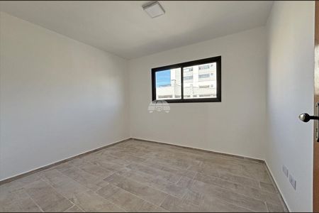 10_photo/94dcef1293.bbdaec952031d7d7-ATLAS-51a35fcc-3aa0-415a-8b9b-0c86a2eab5a6.jpg de casa para alugar com 3 quartos, 130m² em Jardim Claudia, Pinhais