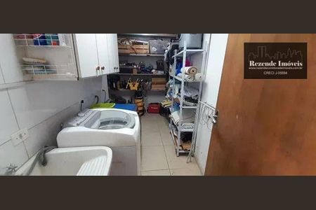 2_photo/94dcef5365.d33bb02c1661131a-ATLAS-1cc45e22-c9cb-42fd-984e-99b0b733ca24.jpg de casa à venda com 5 quartos, 349m² em Atuba, Curitiba