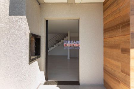 9_photo/94dcef54a9.23d71956b6290ee0-ATLAS-e6ad3986-ff71-4f3d-a07a-35bb4041d666.jpg de casa à venda com 3 quartos, 105m² em Novo Mundo, Curitiba