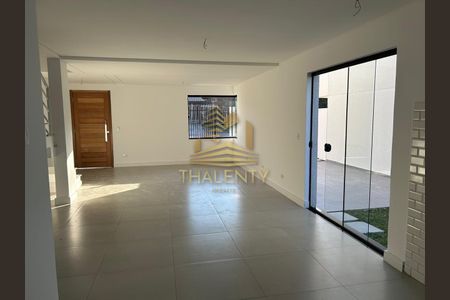 4_photo/94dcef5665.c06c3c5dbfc3661b-ATLAS-008dcbb2-4370-41d8-ae6f-e73f8e64b8a5.jpg de casa à venda com 3 quartos, 127m² em Bairro Alto, Curitiba