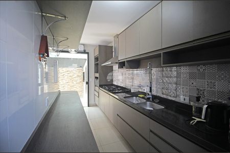 6_photo/94dcef580d.f219a6c507a36e5d-ATLAS-3e193ac5-fd35-4958-9723-caeabbe4a1b0.jpg de casa para alugar com 3 quartos, 156m² em Bairro Alto, Curitiba