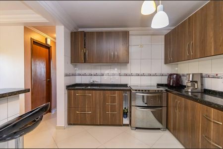 5_photo/94dcef5913.6eaa33ef77f76814-ATLAS-33ad69f5-181e-4e1a-8cf2-25c350d68ad3.jpg de casa à venda com 3 quartos, 215m² em Bairro Alto, Curitiba