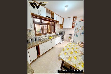 10_photo/94dcef5947.e4e14b9810914131-ATLAS-9c782bf3-3ae6-4fef-8db0-e43207b6b537.jpg de casa à venda com 3 quartos, 126m² em Bairro Alto, Curitiba