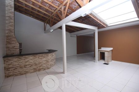 21_photo/94dcef5c5d.e2dcf6146fee9d27-ATLAS-553205aa-951b-4fad-a4b0-6865176d1e01.jpg de casa para alugar com 4 quartos, 80m² em Bairro Alto, Curitiba