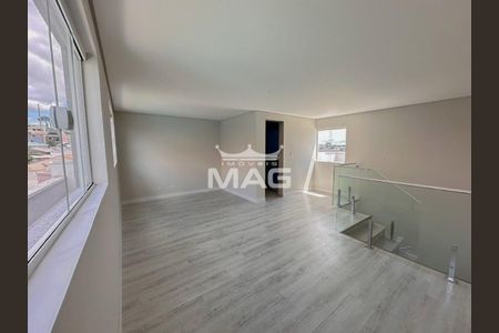 11_photo/94dcef5e9f.ebc03a9c4faefc42-ATLAS-d8a7b981-1bb8-463e-bb67-01f0d4793acb.jpg de casa à venda com 0 quarto, 170m² em Bairro Alto, Curitiba