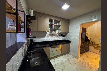 7_photo/94dcef6279.ec5d67d0d5d9b3b3-ATLAS-97c240b8-e903-42de-bbbe-e97a2c489a06.jpg de casa à venda com 0 quarto, 154m² em Bairro Alto, Curitiba